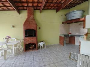 Refúgio em Mongaguá - 250m da Praia - Até 15 Pessoas