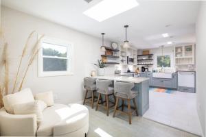 Close to Beach & Duck Town w Pool & New Updates