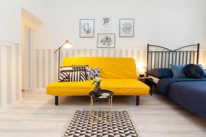 Sydonia Apartments - Black Apartment