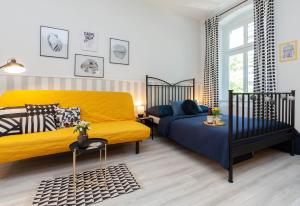 Sydonia Apartments - Black Apartment