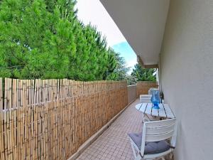Panoramic sea view Top floor Swimming pool
