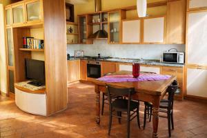 Simonas house