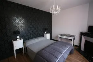 Maison ICI et LA - Lantilly