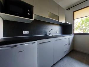 Yanevi Apartments