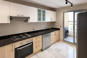 Luxury Apartment City Center & Beach