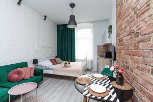 Sydonia Apartments - Green Apartment