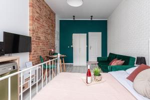 Sydonia Apartments - Green Apartment