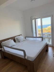 Spacious Apartment in Ulcinj