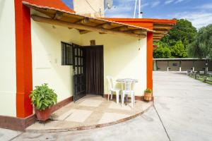 Cabañas Familiares - Piscina, Parrilla y Viñedos