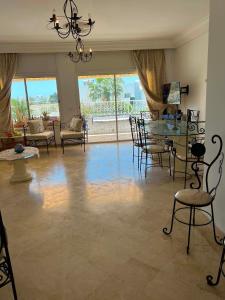 Maison pied dans leau à résidence Jinène Hammamet