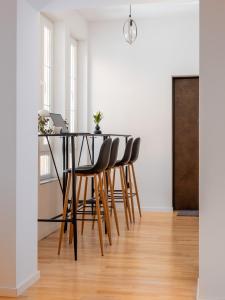 Old Town 4BR New High‑End Designer Residence