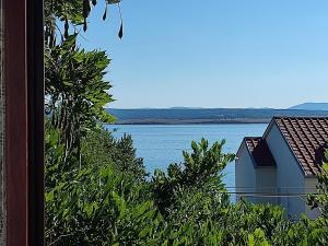 Very big cheap apartment for big families very close to Sea, 3Air-Conditiners