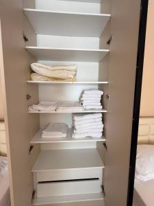 Brand New Beach Apartment 3