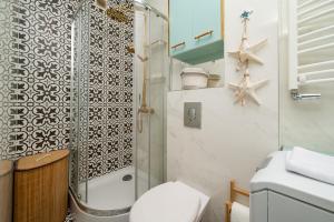Ziemowita Colorful Studio by BookingHost