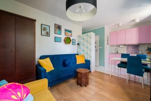 Ziemowita Colorful Studio by BookingHost