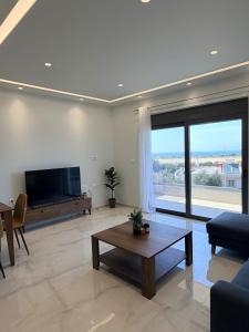 Amber Horizon & Sea View Apartment