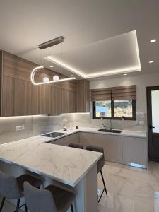 Amber Horizon & Sea View Apartment