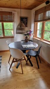 Solbacka Cosy Apartment