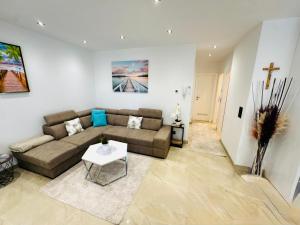 M&G Apartment Luxury Garden Apartment Kaštel Stari near Split