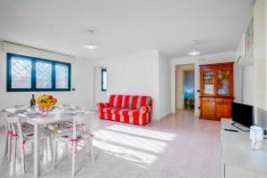 Villa Scianuli, Villa 250 meters from the sea - Happy Rentals