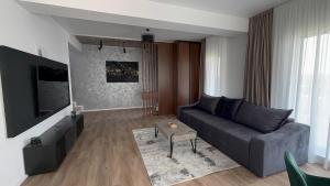 Boutique House By The Lake