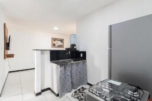 Casa em Cond. c churrasq. em Taperapuã CEU0001
