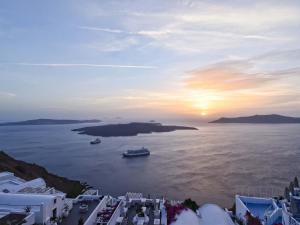 Villa Fegari Santorini Greece