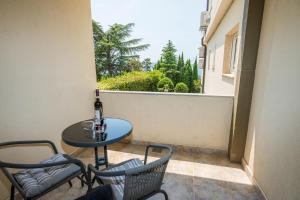 Apartment Nikol