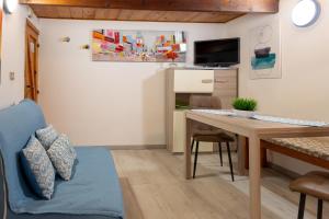 Monolocale Dinas House
