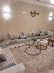 Villa spacieuse au centre de Mostaganem avec piscine