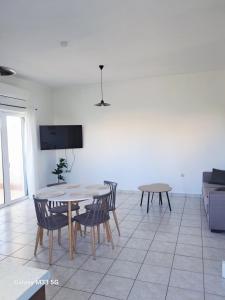 Gerani peaceful house ll