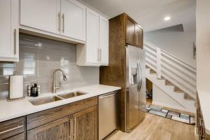 Elberts Escape - Sleeps 8 - Lakefront Views New