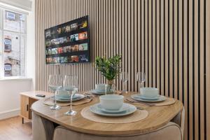 The Bethnal Getaway - Stylish 4Bed Near Tube
