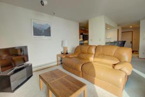 432 Marina Place