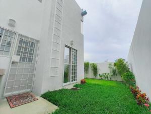 Aruna, Pet friendly stay with pool