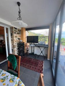 Vila 4 Stinet