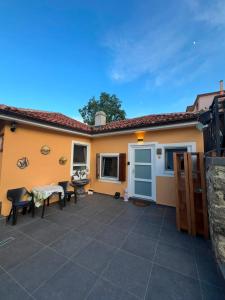 Vila 4 Stinet
