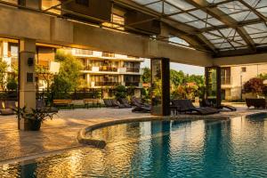 Boutique 1BR | Long Beach Sea View Next to the Beach