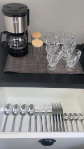 Apartamento 401, piscina e estacionamento