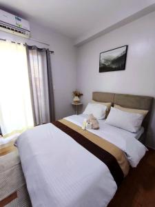 Studio unit with balcony Near Roxas night market