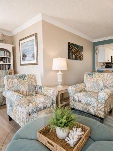 Grande Shores Oceanfront 3 Bdrm w Prime Views