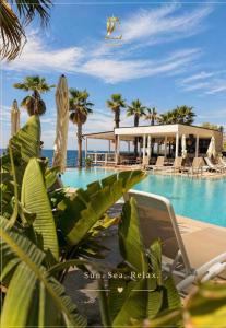 Joelle Premium Hotel