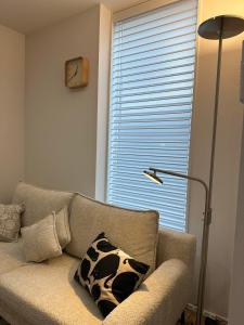 Nikyo Rofu Garden North Two Bathrooms 3-Minute Walk to Hanazonocho Station Villa in Osaka