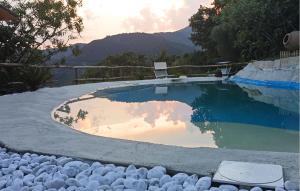 Beautiful Home In Acquavella