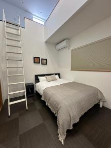 Nikyo Shion Residence Two parking spaces 4 bedrooms 7 minutes to Kujo Station 4 rooms, 2 bathrooms, private building