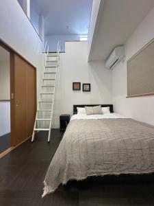 Nikyo Shion Residence Two parking spaces 4 bedrooms 7 minutes to Kujo Station 4 rooms, 2 bathrooms, private building