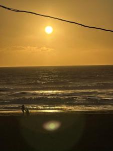 Luxury front Beach villa sleeps 10 playa Rosarito BC walking Distance Papas n Beers