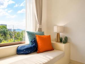 Hua Hin Beach Front Condo - Med style Suite Room