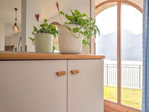 Wonderful flat with swimming pool, lift and garden