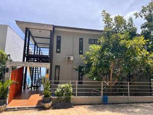 Penthouse Mirada Bangpor - 2BR Stunning Ocean View